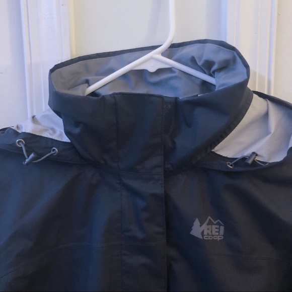 REI light jacket - Picture 3 of 6